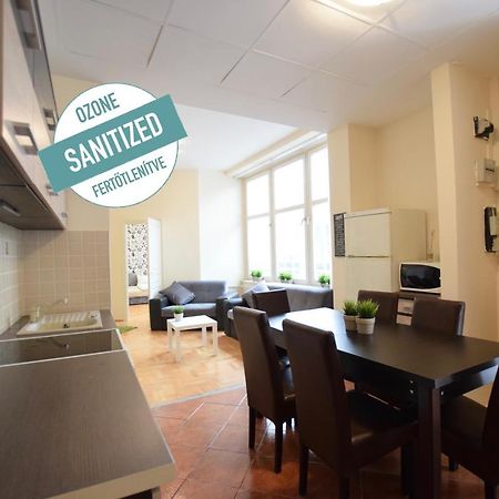 Budget Apartment By Hi5 - Feherhajo Budapest Exteriör bild